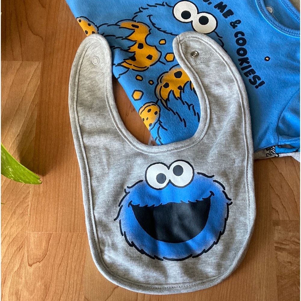 Sesame Street Cookie Monsters Bodysuits & Bibs - Picture 13 of 16